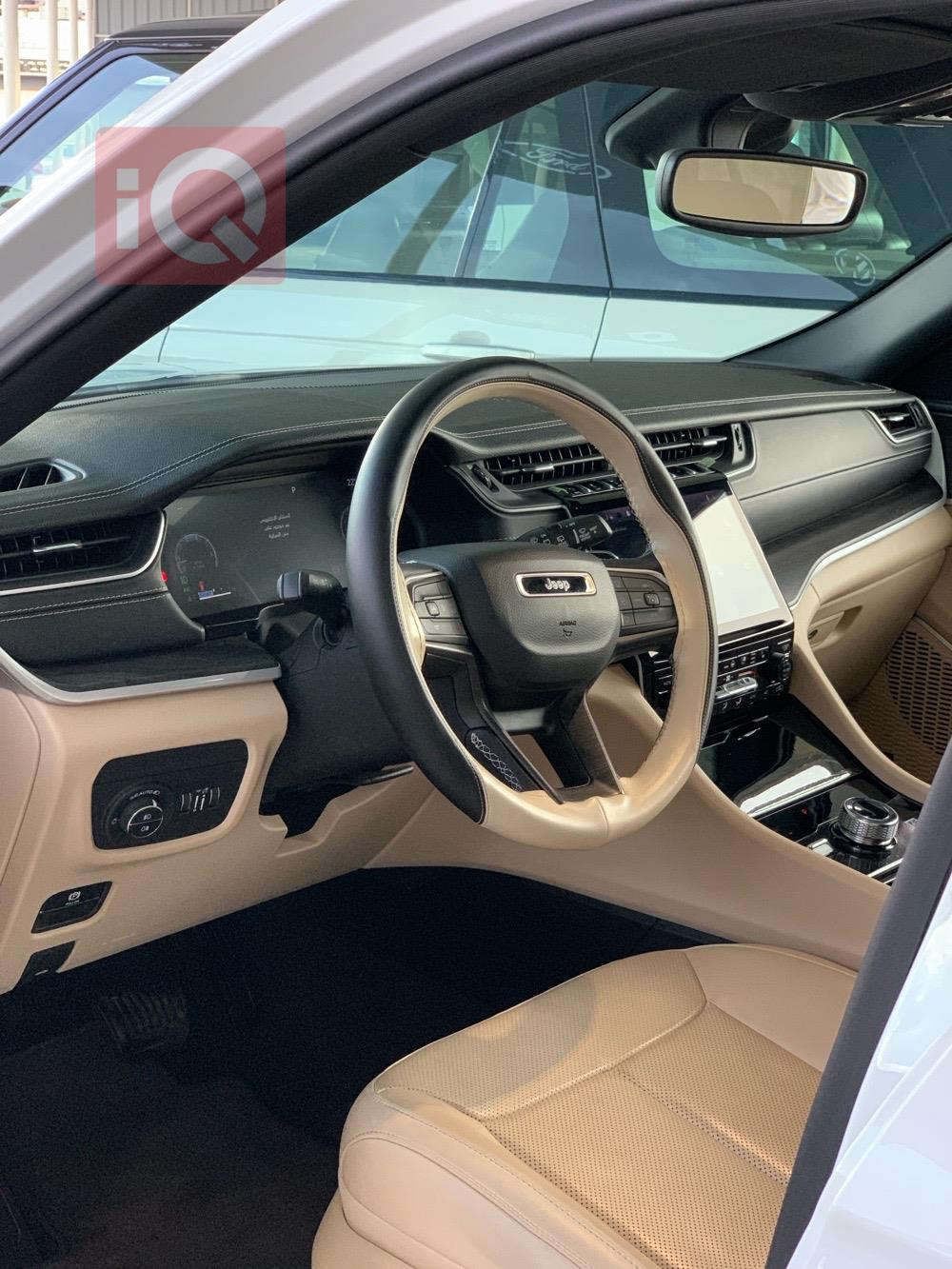 Jeep Grand Cherokee L